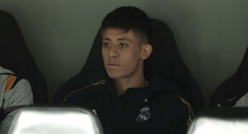 Arda Güler, en el banquillo durante el partido contra el Braga de esta temporada.