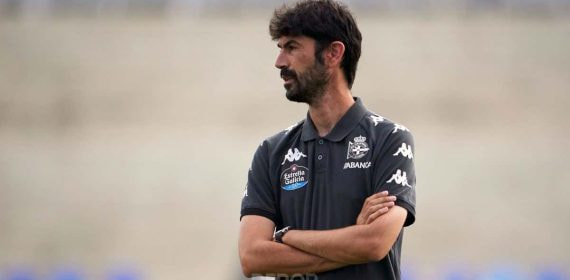 Miguel Llorente durante su etapa en el Deportivo.