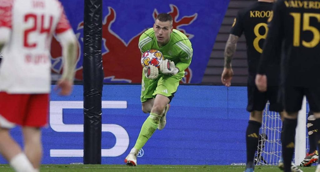 Lunin, durante su partidazo contra el Leipzig.