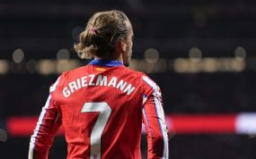 Antoine Griezmann, durante un partido con el Atlético de Madrid esta temporada.