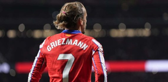Antoine Griezmann, durante un partido con el Atlético de Madrid esta temporada.
