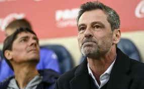 Diego Cocca, con gesto serio durante la goleada encajada contra el Villarreal.