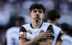 Diego López hace su gesto de celebración.