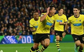 Ponce celebra el gol ante el Brighton.
