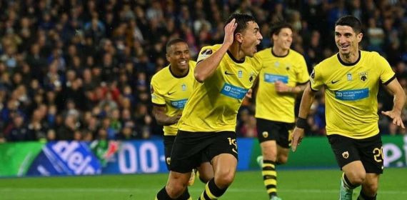 Ponce celebra el gol ante el Brighton.