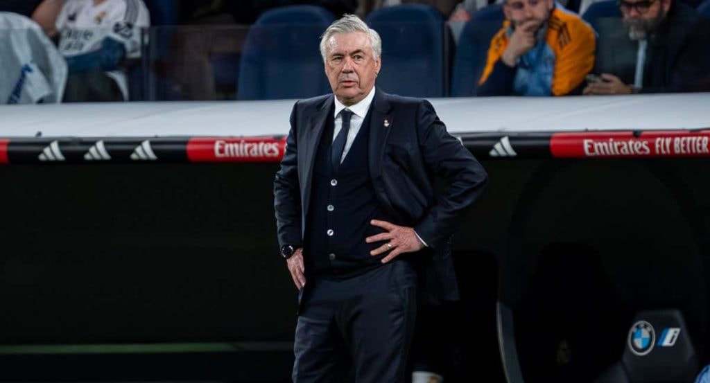 Carlo Ancelotti, en el banquillo del Bernabéu.