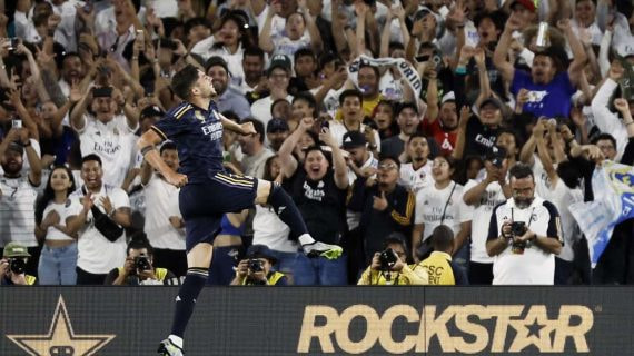 Valverde celebra su segundo gol en el partido ante el Milán.