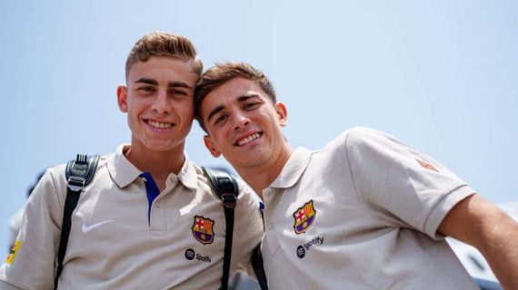 Fermín y Gavi en un viaje con el Barça.