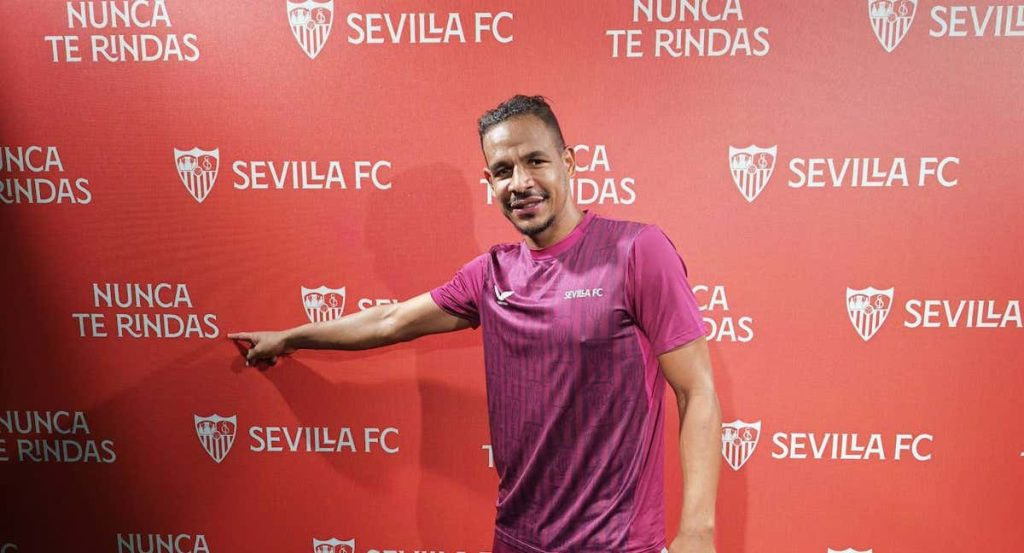 Fernando Reges posa para Relevo.