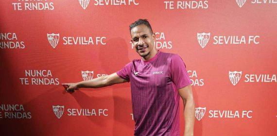 Fernando Reges posa para Relevo.