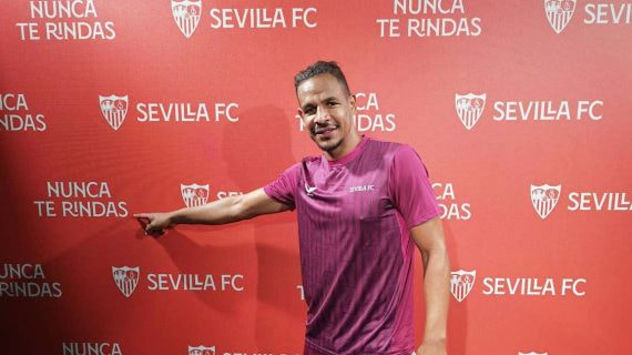 Fernando Reges posa para Relevo.