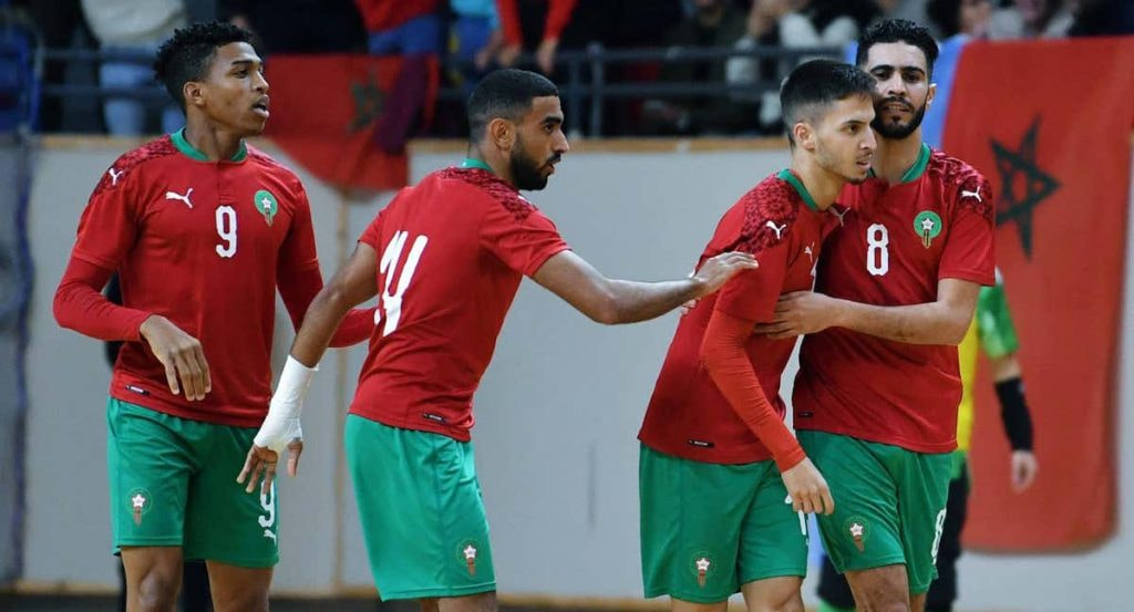 Khalid Bouzid, jugador de Industrias Santa Coloma, celebra un gol con la selección de Marruecos.