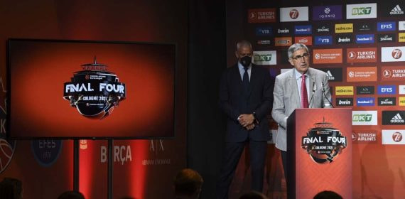 Jordi Bertomeu, durante su etapa como CEO de la Euroliga, presentando la que fue su penúltima Final Four.