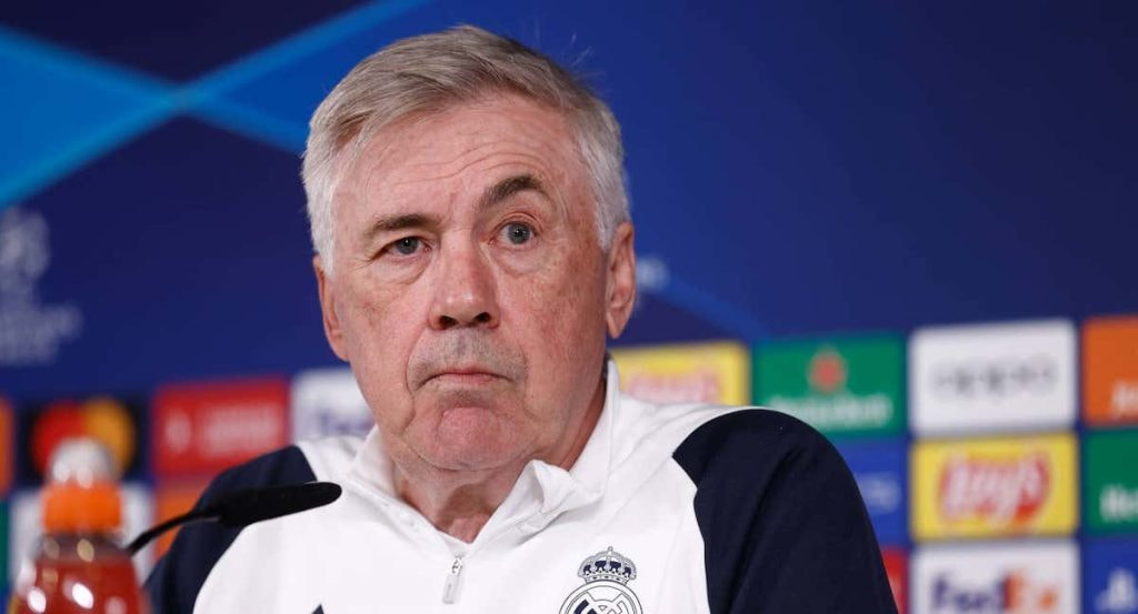 Carlo Ancelotti, en una rueda de prensa con el Real Madrid.