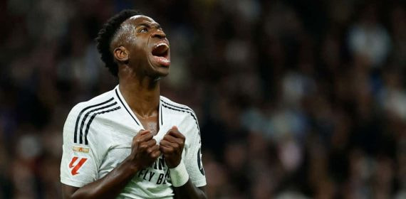 Vinicius se lamenta durante el Clásico del pasado sábado.