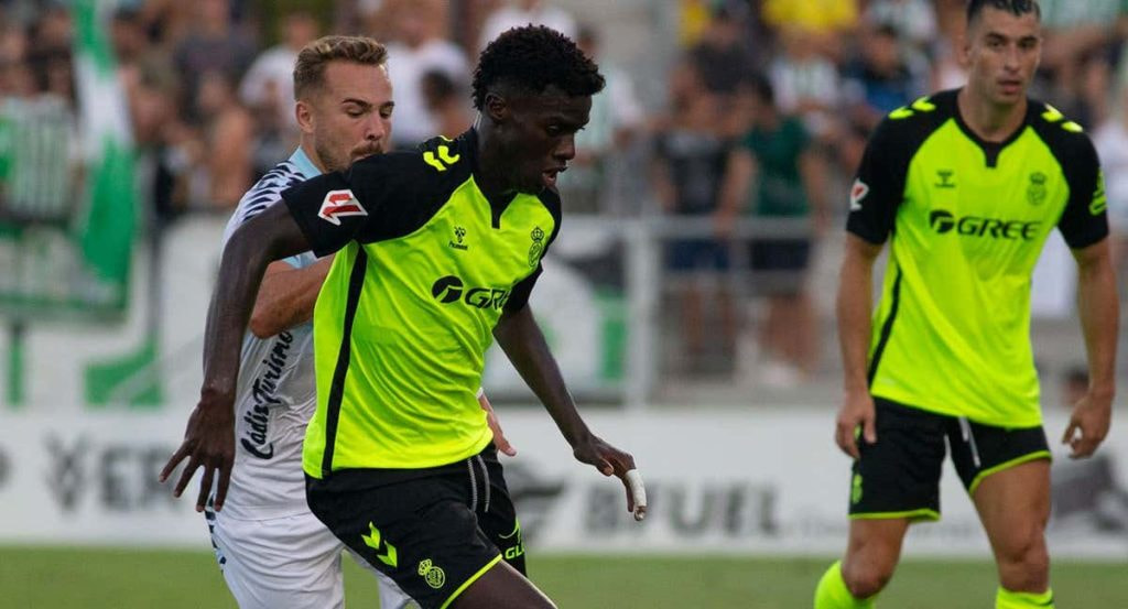 Assane Diao, en un amistoso del Betis.