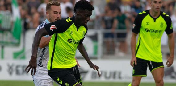 Assane Diao, en un amistoso del Betis.