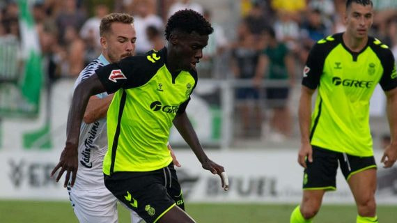 Assane Diao, en un amistoso del Betis.