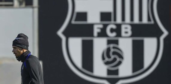 Ronald Araujo en el último entrenamiento del FC Barcelona.