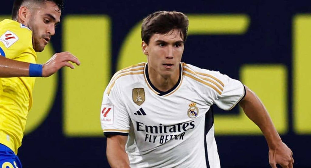 Gonzalo, durante su debut en el Cádiz - Real Madrid.