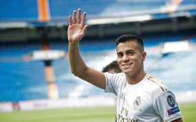Reinier Jesús, en su presentación con el Real Madrid en 2020.