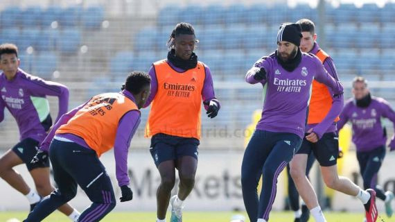 Elyaz Zidane, en el entrenamiento del Real Madrid.