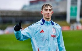 Huijsen, con la selección española.