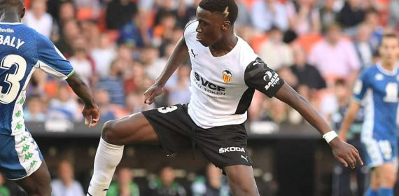 Ilaix Moriba, en su etapa en el Valencia.