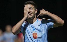Ilias celebra su gol ante Malta en el parón de septiembre.