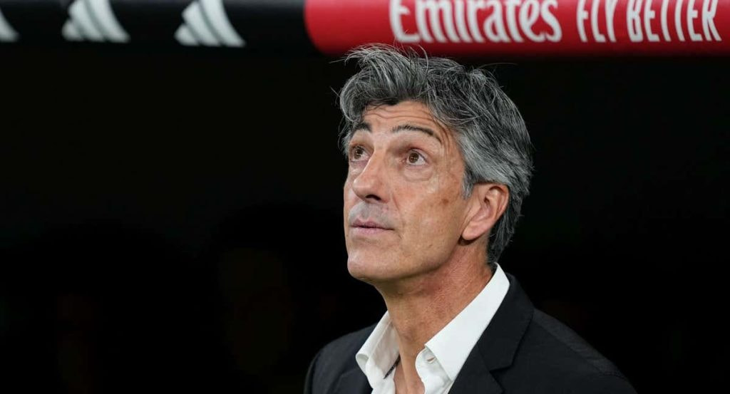 Imanol Alguacil mira al cielo como pidiendo un milagro que no llegó.