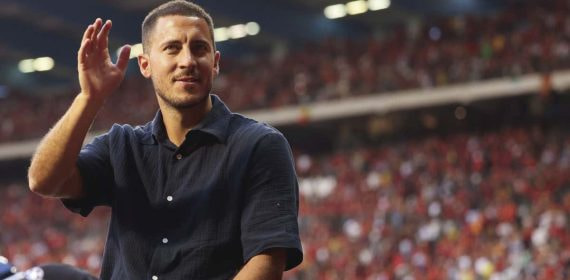 Eden Hazard, durante el homenaje que le brindó su selección.