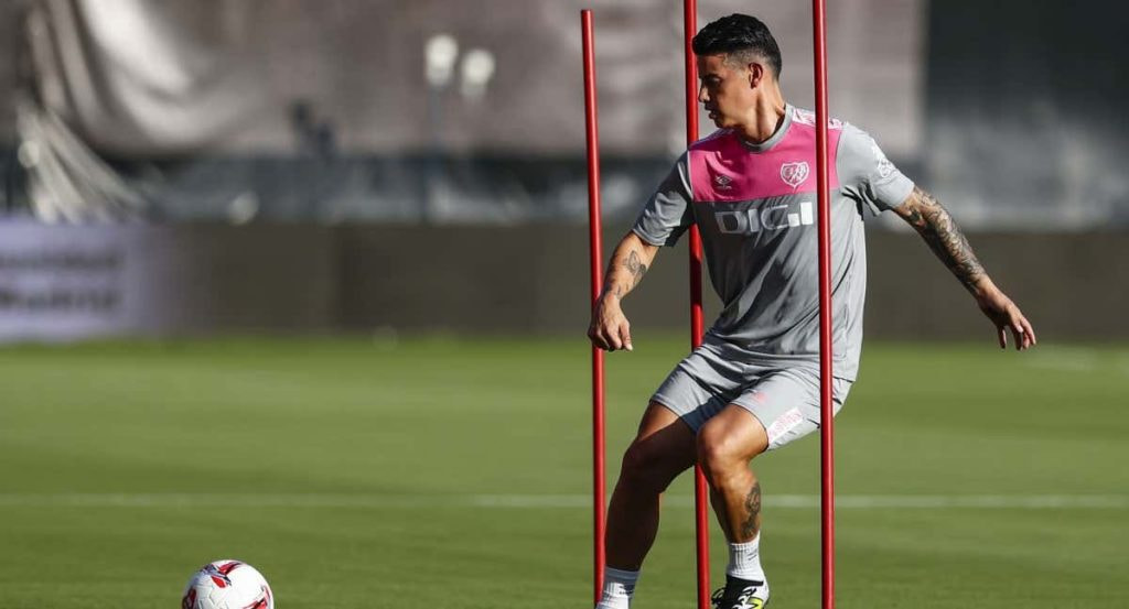 James durante un entrenamiento en la ciudad deportiva del Rayo.