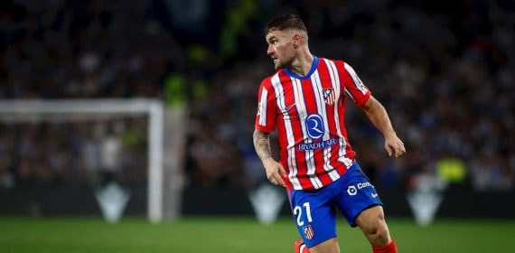 Javi Galán durante el partido ante la Real.