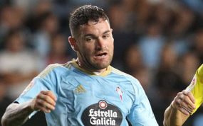 Javi Galán, en un partido del Celta esta temporada.