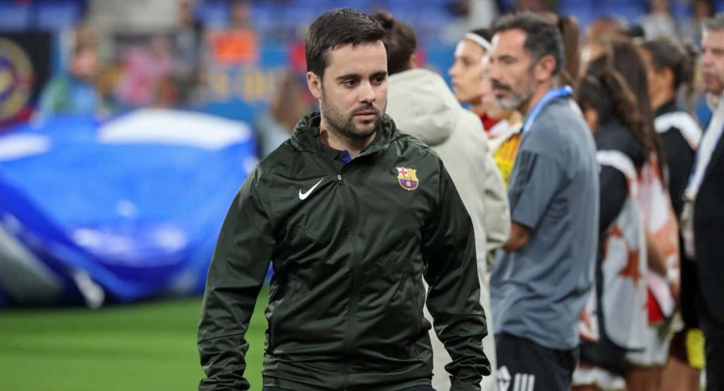 Jonatan Giráldez durante un partido con el Barça en este curso.
