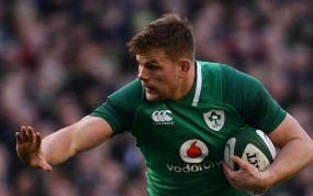Jordi Murphy jugando con Irlanda.