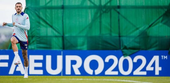 Joselu, durante el entrenamiento de este domingo de la Selección.