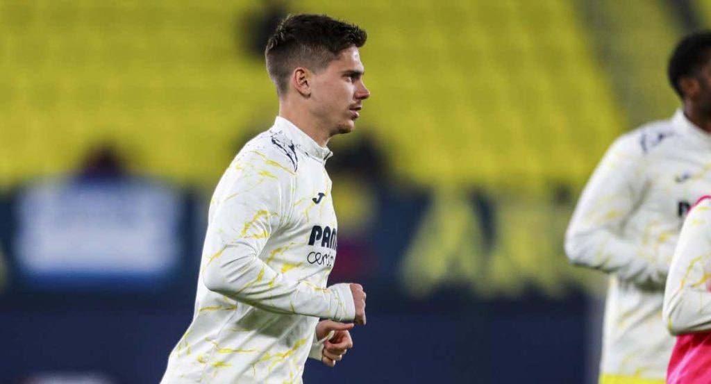 Juan Foyth en un partido.
