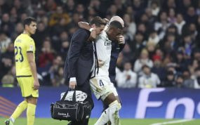 Alaba, en el momento de su lesión contra el Villarreal.
