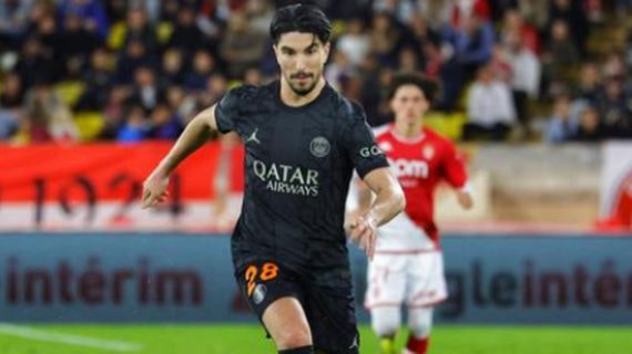 Carlos Soler en el PSG.