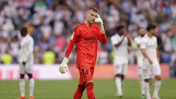 Lunin, en un partido del Madrid de esta temporada.
