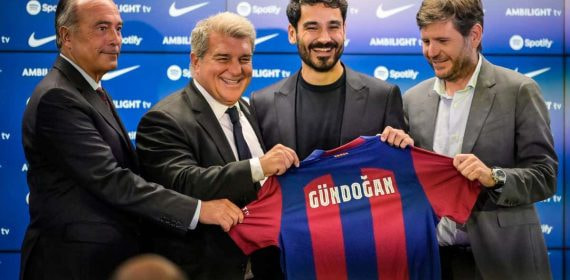 Mateu Alemany en la presentación de Gündogan.