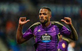 Larin, en un partido con el Valladolid.