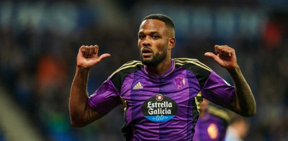 Larin, en un partido con el Valladolid.