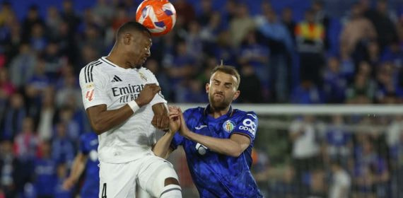 David Alaba ante el Getafe.