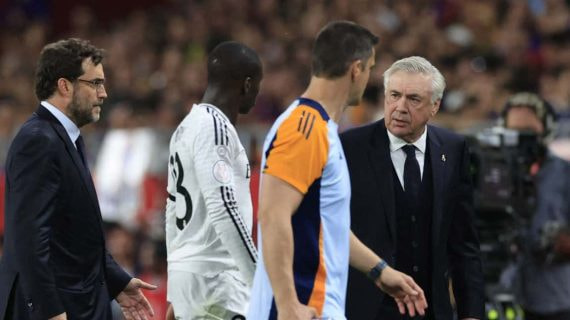 Mendy, durante el partido.