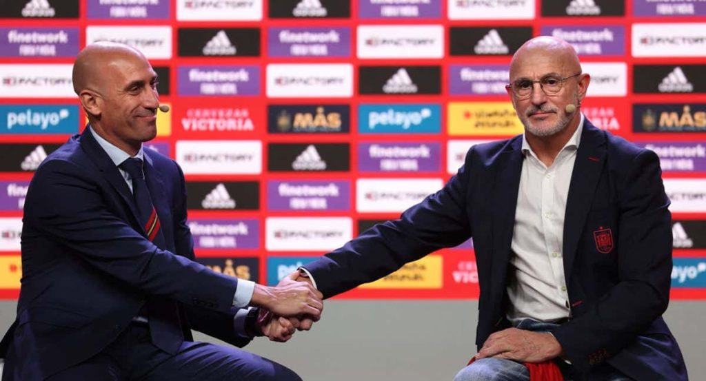 Rubiales y De la Fuente el día de la presentación del entrenador.