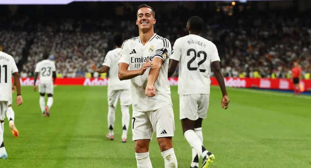 Lucas Vázquez, jugador y capitán del Real Madrid, celebra un gol.