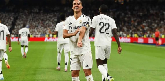 Lucas Vázquez, jugador y capitán del Real Madrid, celebra un gol.