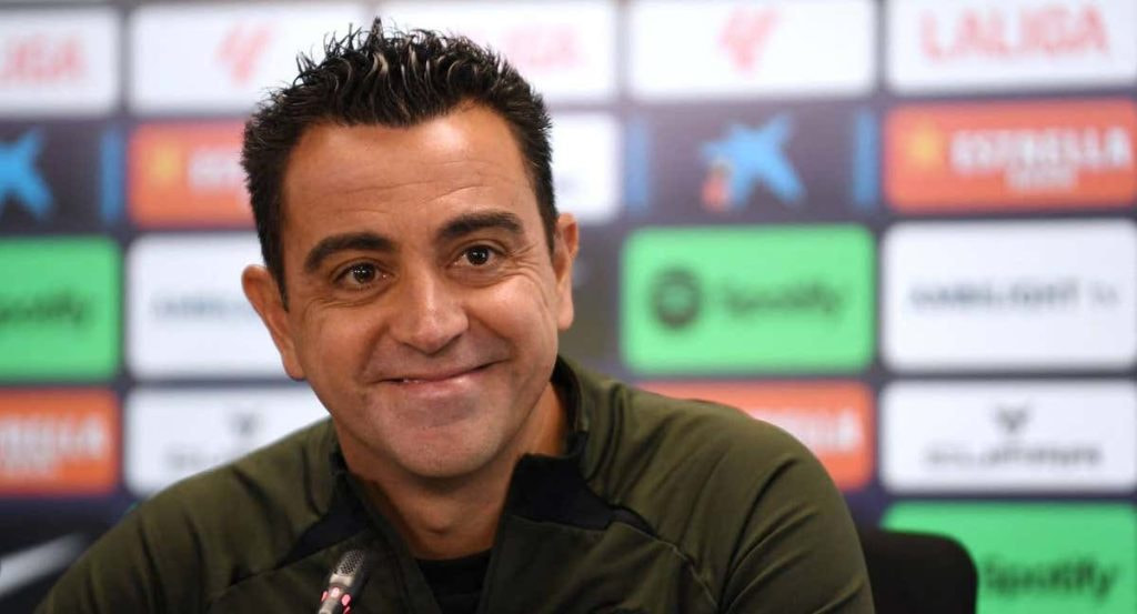 Xavi Hernández fue entrenador del Barcelona.